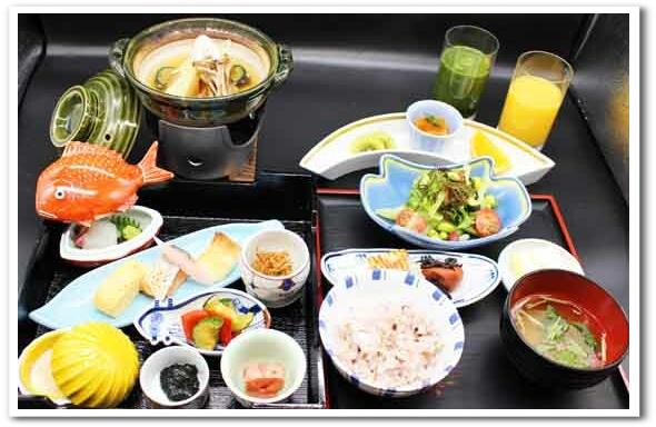 和定食形式 ※掲載の写真はイメージです