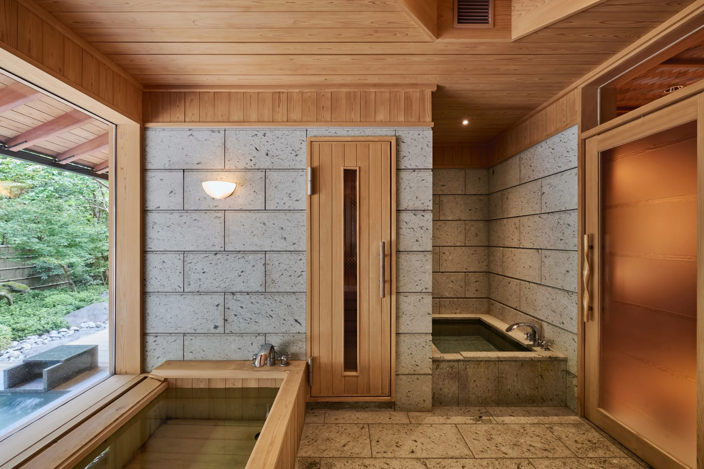 離れ特別室 内観